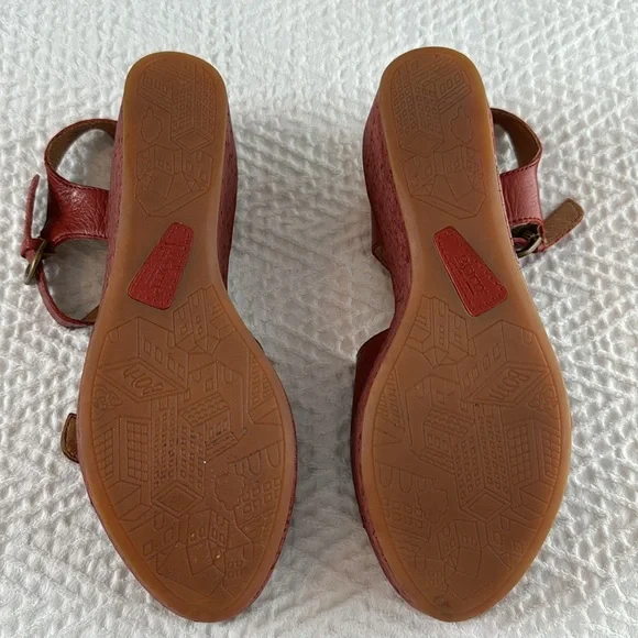 Born wedge shoes - Picture 9 of 9